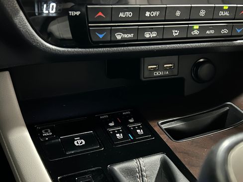Used 2020 Lexus RX 350 AWD w/ Premium Package image 10