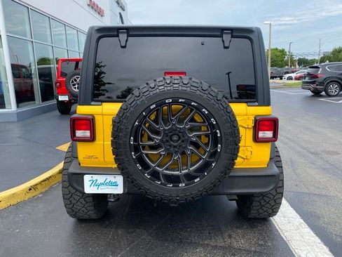 Used 2021 Jeep Wrangler Unlimited Sport AWD/4WD image 8