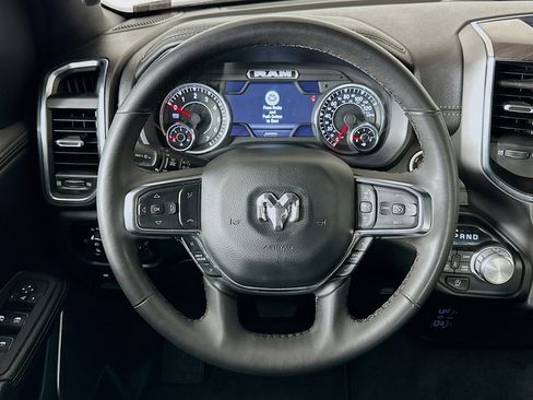 Used 2025 RAM 1500 Laramie image 18