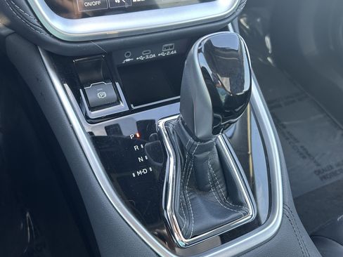 Certified 2023 Subaru Outback Limited image 16