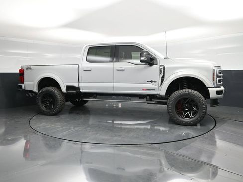 New 2026 Ford F250 Lariat w/ Lariat Ultimate Package image 3