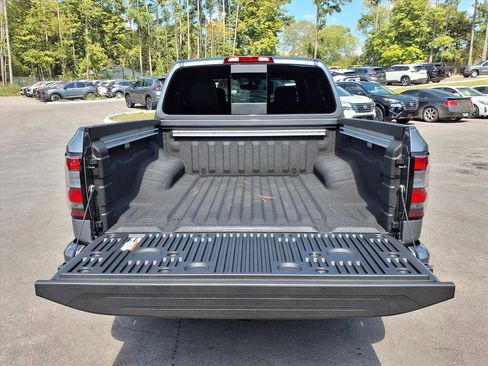 New 2026 Nissan Frontier PRO-4X w/ Pro-4x Convenience Package image 11