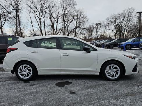 Certified 2025 Subaru Impreza 2.0i image 7