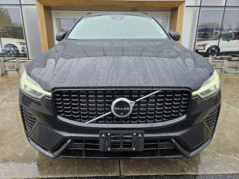 Certified 2025 Volvo XC60 B5 Plus AWD/4WD image 2