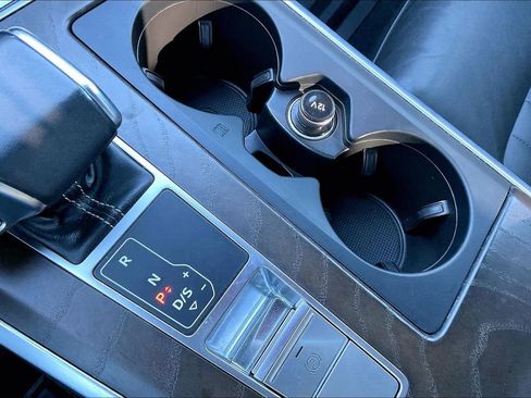 Used 2021 Audi A6 Premium Plus image 24