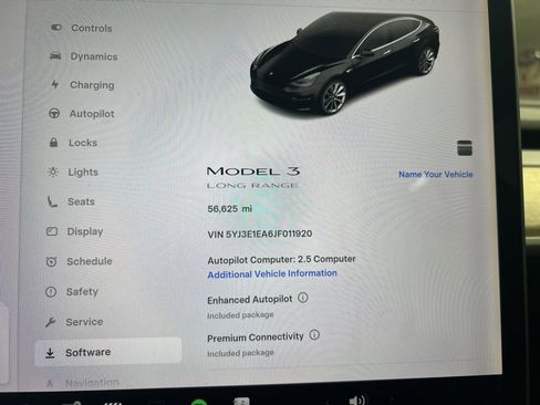 Used 2018 Tesla Model 3 Long Range image 10