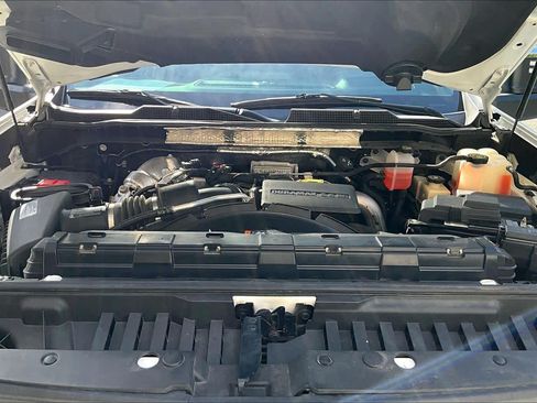 Used 2020 Chevrolet Silverado 2500 High Country w/ Z71 Off-Road Package AWD/4WD image 31