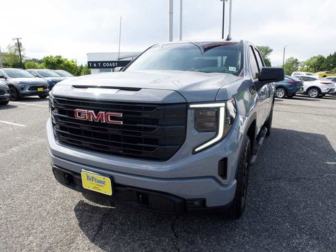 Certified 2024 GMC Sierra 1500 Elevation w/ X31 Off-Road Package AWD/4WD image 1