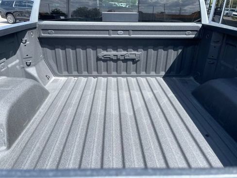 Certified 2024 GMC Sierra 1500 AT4 w/ Technology Package AWD/4WD image 17