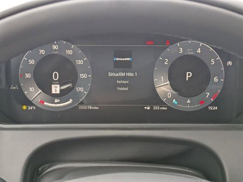 New 2026 Land Rover Range Rover Velar Dynamic SE image 8