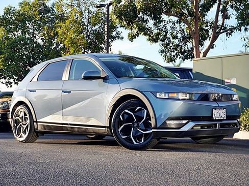 Certified 2024 Hyundai Ioniq 5 SEL image 2