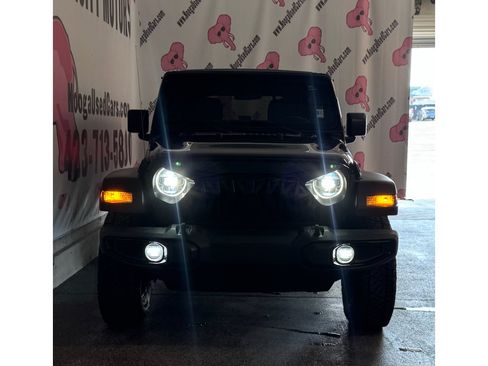 Used 2021 Jeep Wrangler Unlimited Sport AWD/4WD image 5