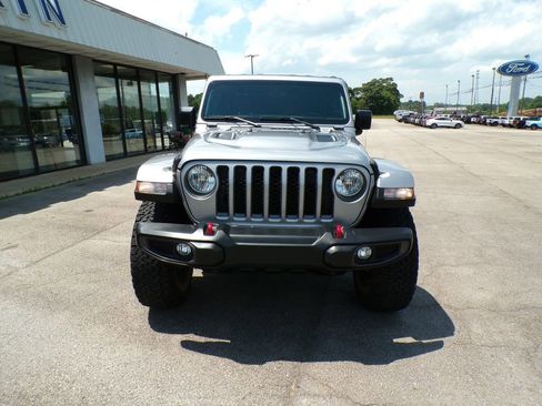 Used 2021 Jeep Gladiator Rubicon AWD/4WD image 2