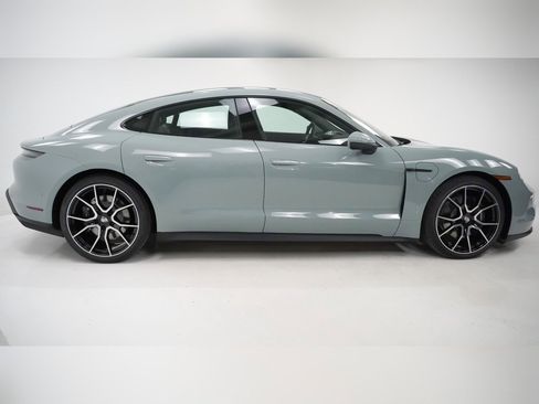 New 2026 Porsche Taycan image 9