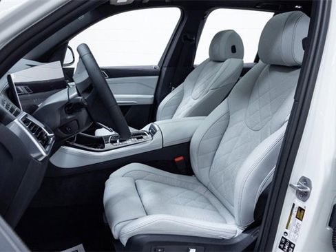 New 2026 BMW X5 xDrive40i image 10