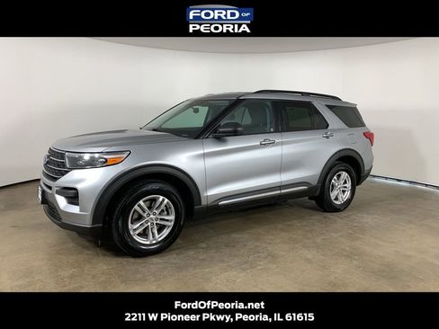 Used 2022 Ford Explorer XLT image 1
