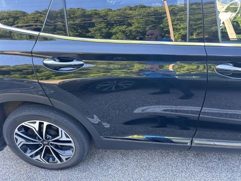 Used 2019 Hyundai Santa Fe Limited AWD/4WD image 5