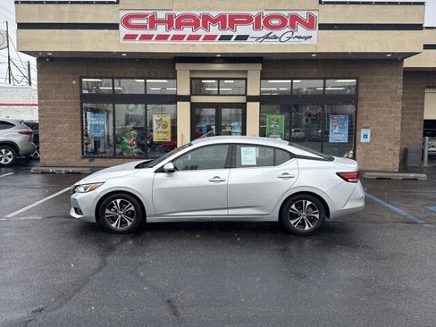 Used 2022 Nissan Sentra SV image 1