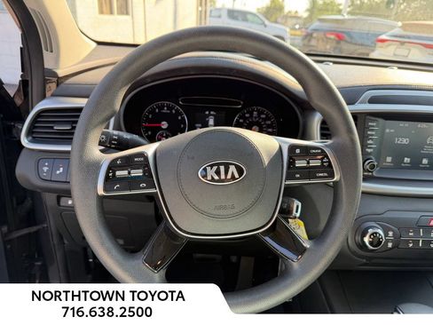 Used 2019 Kia Sorento FWD image 21