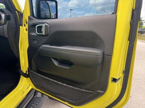 Certified 2023 Jeep Wrangler Unlimited Sahara AWD/4WD image 44
