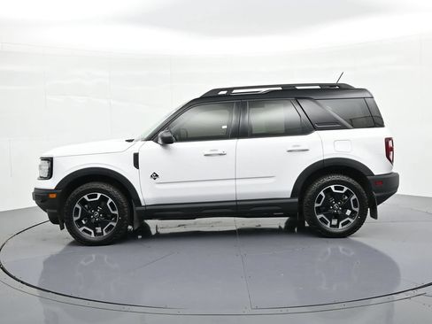 Used 2022 Ford Bronco Sport Outer Banks AWD/4WD image 9