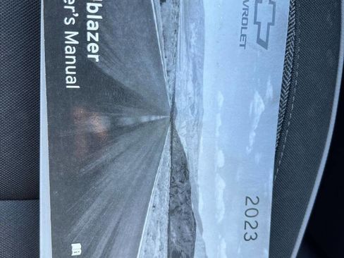 Used 2023 Chevrolet TrailBlazer LT w/ Convenience Package image 19