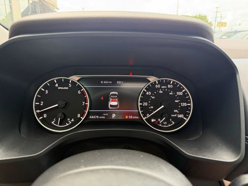 Used 2023 Nissan Rogue SV w/ SV Premium Package AWD/4WD image 15