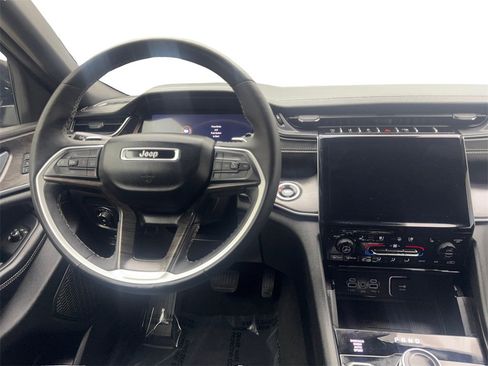 Used 2024 Jeep Grand Cherokee L Limited w/ Luxury Tech Group II image 58