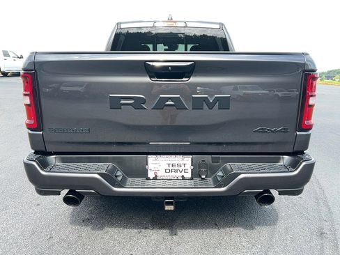 Used 2025 RAM 1500 Big Horn AWD/4WD image 6