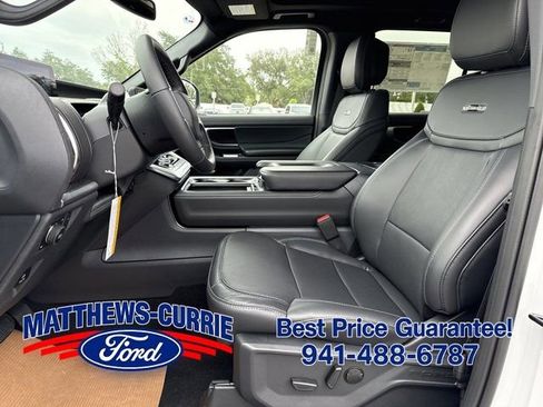 New 2026 Ford Expedition Max Platinum w/ Stealth Appearance Package AWD/4WD image 9