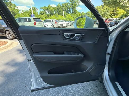 Used 2023 Volvo XC60 B5 Plus w/ Protection Package Premier AWD/4WD image 22