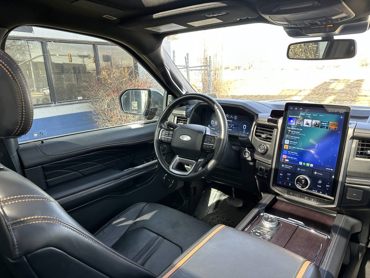 Used 2024 Ford Expedition Max Platinum AWD/4WD image 33