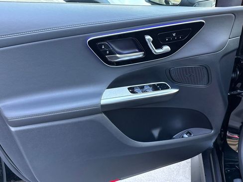 New 2026 Mercedes-Benz GLC 300 4MATIC image 18