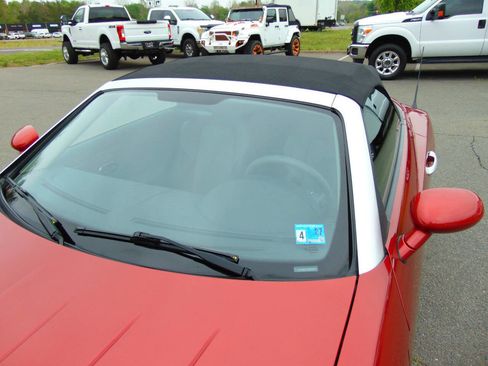 Used 2005 Chrysler Crossfire Limited RWD image 38