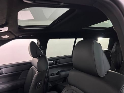 Used 2025 Hyundai Santa Fe Calligraphy image 27