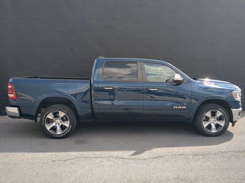 Used 2021 RAM 1500 Laramie AWD/4WD image 2