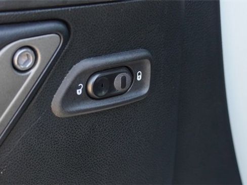 Used 2018 Jeep Wrangler Unlimited Sport S image 16