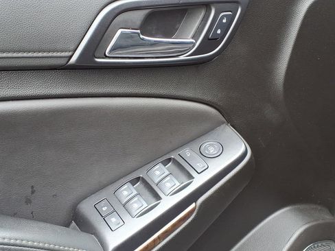 Used 2020 Chevrolet Tahoe 2WD w/ Remote Keyless Entry Package image 28