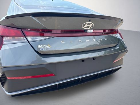 Used 2026 Hyundai Elantra Sport FWD image 29