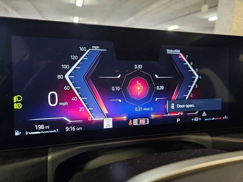 Used 2025 BMW 330i xDrive Sedan w/ Convenience Package image 12