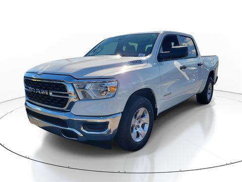 Used 2023 RAM 1500 Big Horn image 3