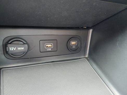 Used 2023 Hyundai Sonata SE w/ Preferred Accessory Package FWD image 26