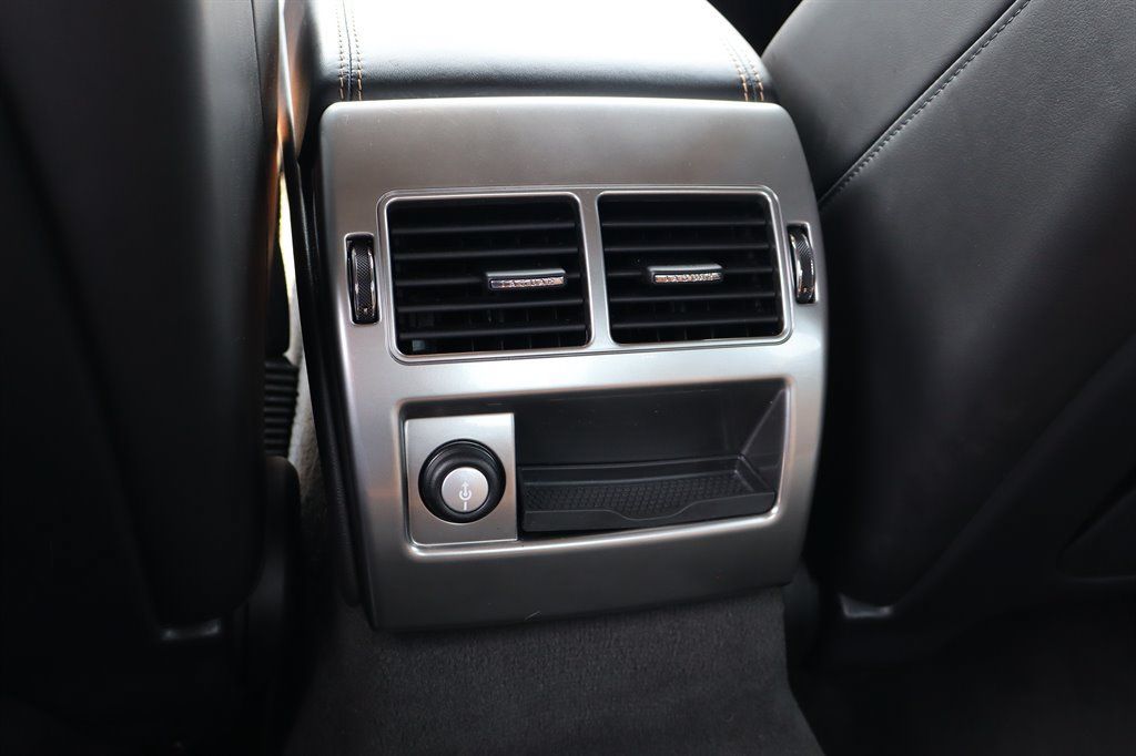 Used 2013 Jaguar XF R RWD image 28