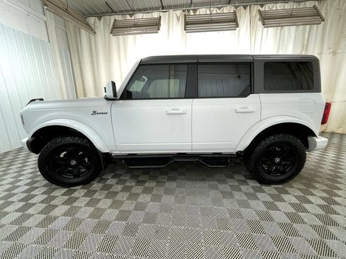 Used 2024 Ford Bronco Black Diamond AWD/4WD image 15