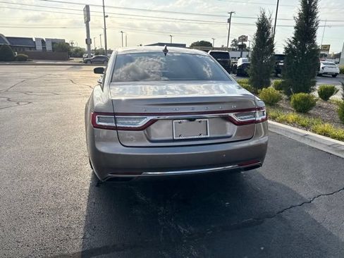 Used 2018 Lincoln Continental Select w/ Continental Climate Package FWD image 20