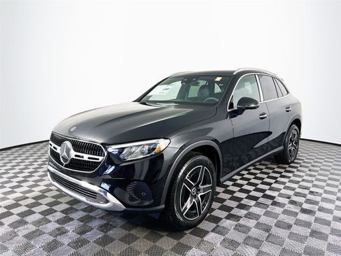 New 2026 Mercedes-Benz GLC 300 GLC 300 image 2