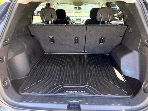 Used 2019 Chevrolet Equinox LT FWD image 8