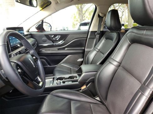 Used 2023 Lincoln Corsair Reserve w/ Jet Appearance Package image 21