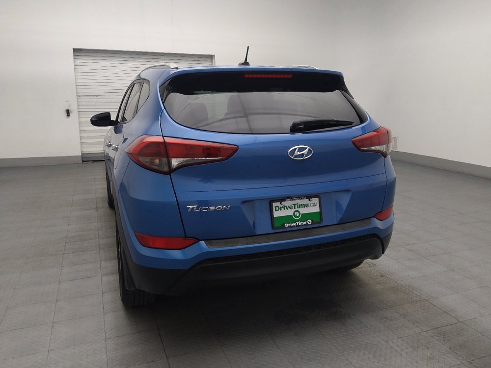 Used 2016 Hyundai Tucson SE w/ Option Group 02 FWD image 6