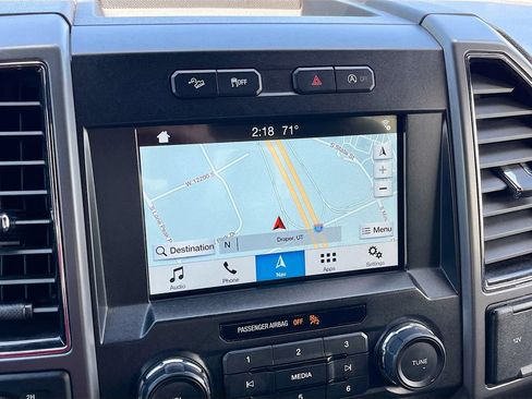 Used 2018 Ford F150 XLT w/ Equipment Group 302A Luxury AWD/4WD image 13